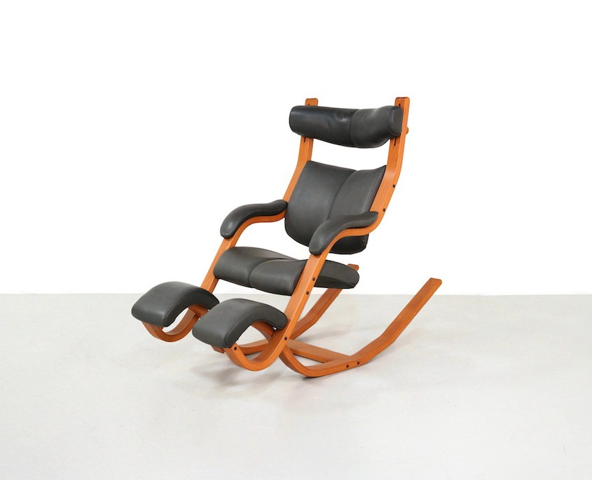 Stokke Gravity Balans Reclining Chair | Kameleon Design